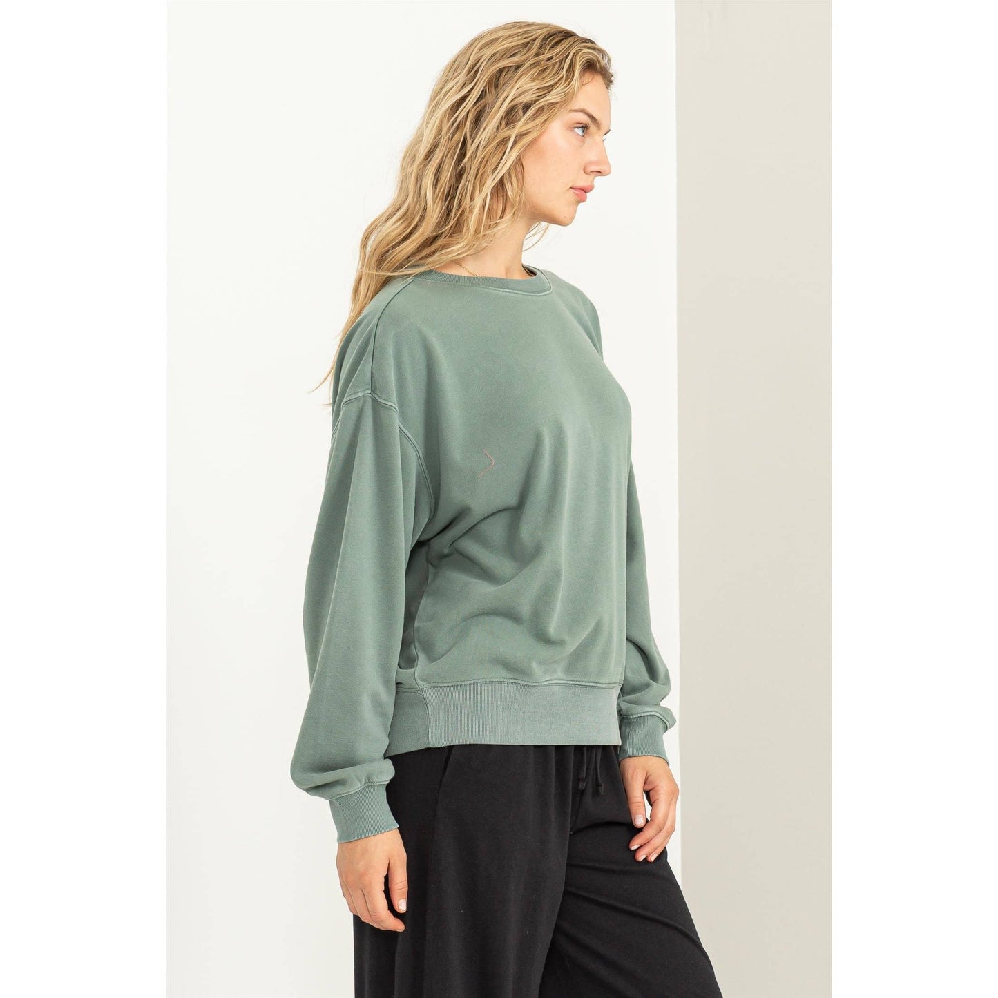 BETH RELAXED CREW NECK SWEATSHIRT