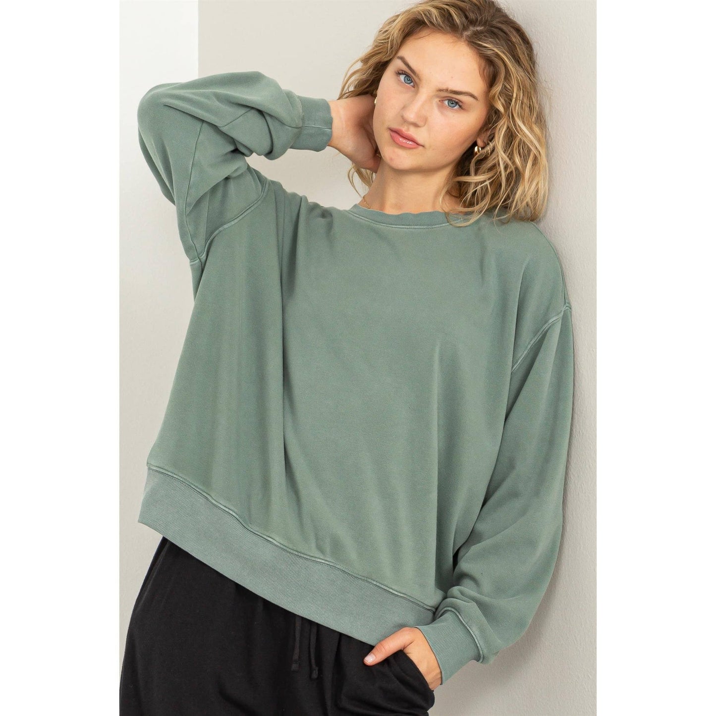 BETH RELAXED CREW NECK SWEATSHIRT